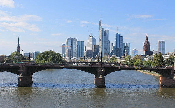 Die Praxis für Reinkarnationstherapie befindet sich in Frankfurt am Main.